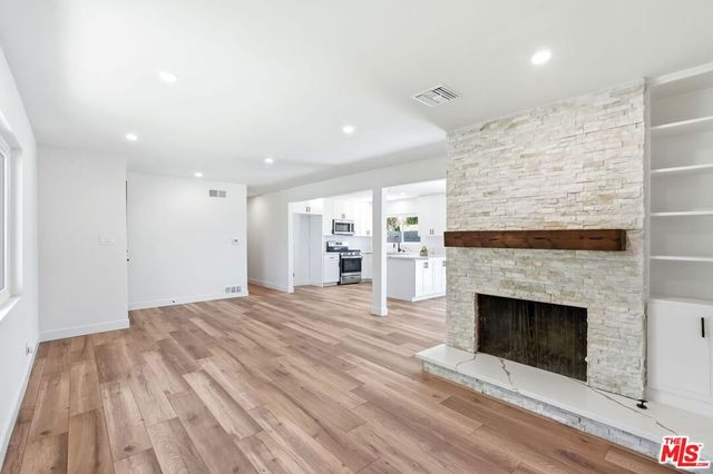 139 Devia Drive, Newbury Park, CA 91320