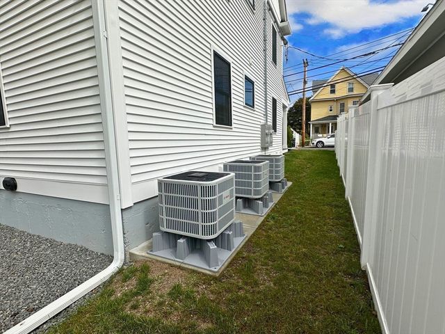 106 Broadway 3, Salem, MA 01970