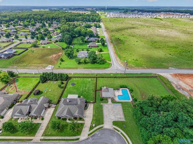 244 Cozy Creek Road, Meridianville, AL 35759