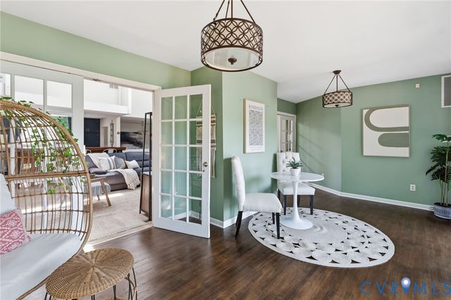 7710 Lake Shore Dr, North Chesterfield, VA 23235