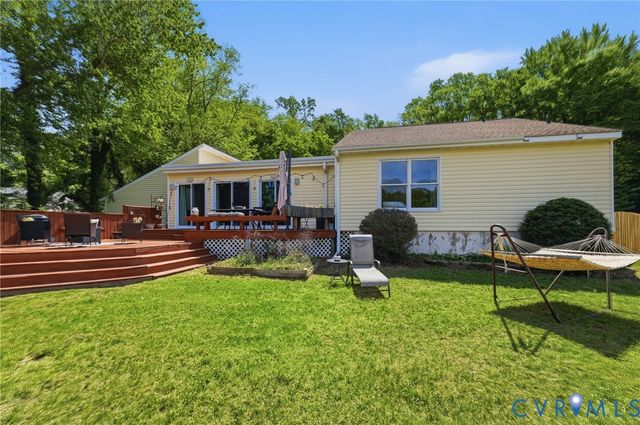 7710 Lake Shore Dr, North Chesterfield, VA 23235