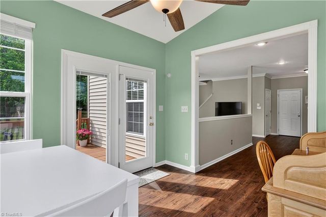 2413 Timber Oaks Lane, Kernersville, NC 27284