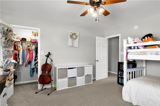 2413 Timber Oaks Lane, Kernersville, NC 27284