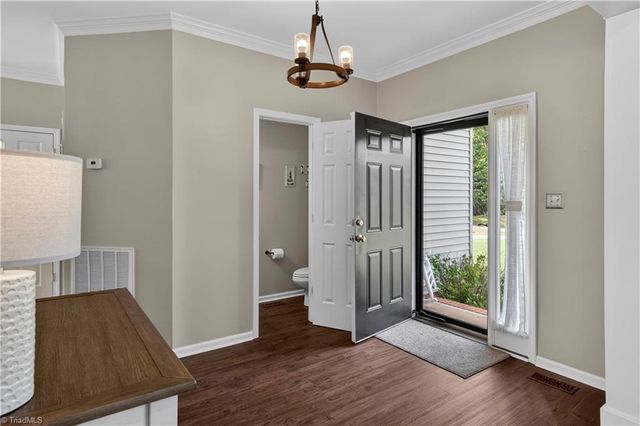 2413 Timber Oaks Lane, Kernersville, NC 27284