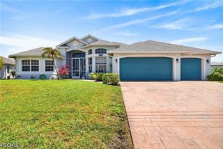 2334 SW Trafalgar PKWY, Cape Coral, FL 33991