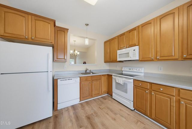 106 Anterbury Drive, Apex, NC 27502