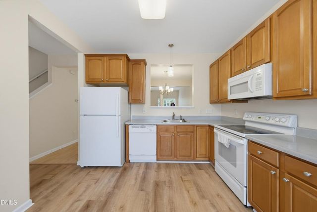 106 Anterbury Drive, Apex, NC 27502