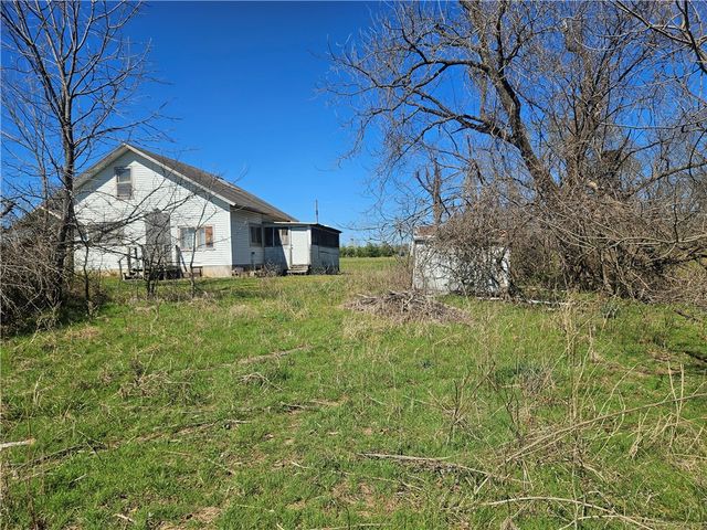 1307 Honeysuckle Street, Lowell, AR 72745