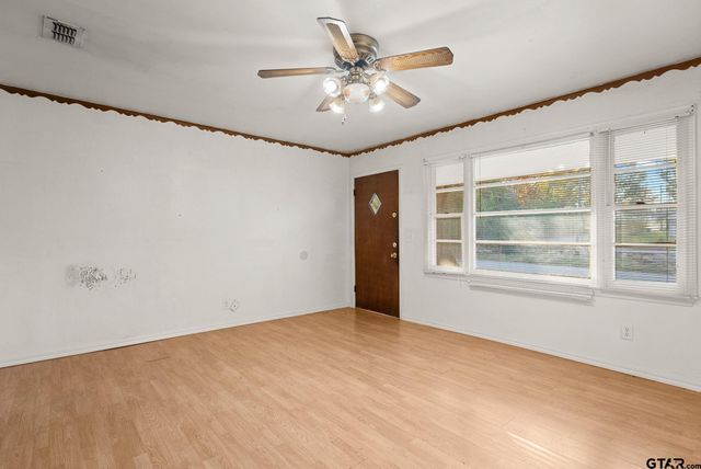 736 Crestway Drive, Tyler, TX 75701