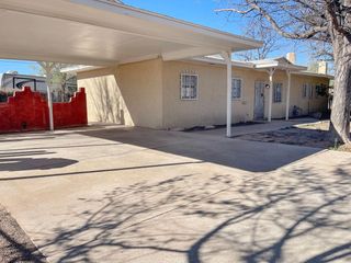 1724 Coe Road SW, Albuquerque, NM 87105