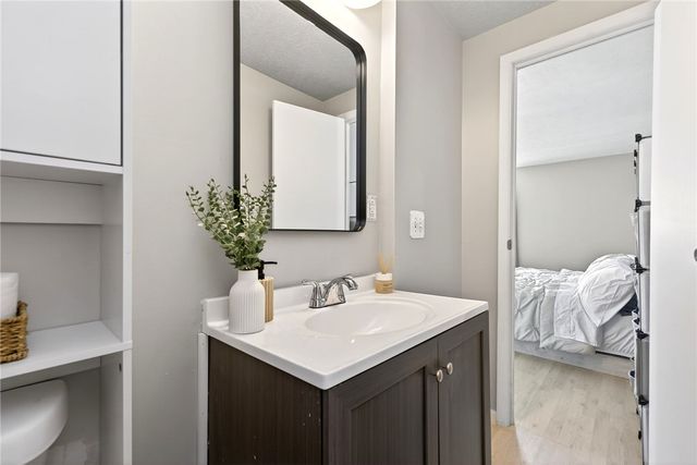 144 Stratmore Street, Park Layne, OH 45344