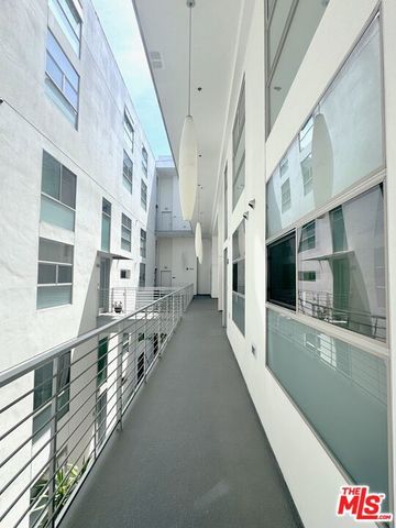 13326 Beach Avenue 203, Marina Del Rey, CA 90292