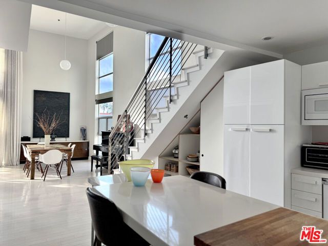 13326 Beach Avenue 203, Marina Del Rey, CA 90292