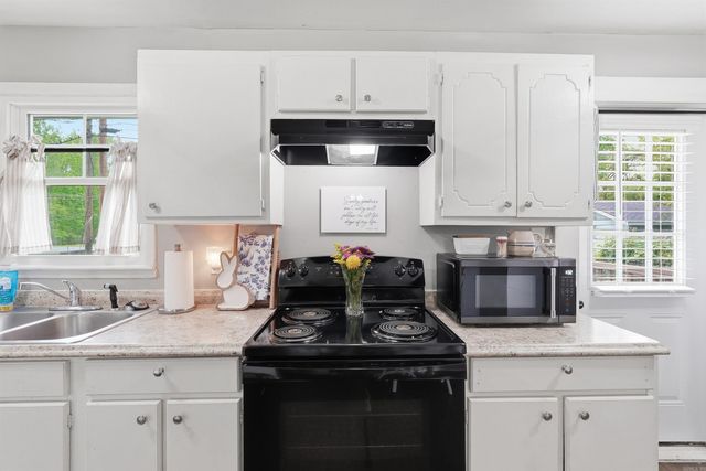 104 Stevenson St, Jacksonville, AR 72076