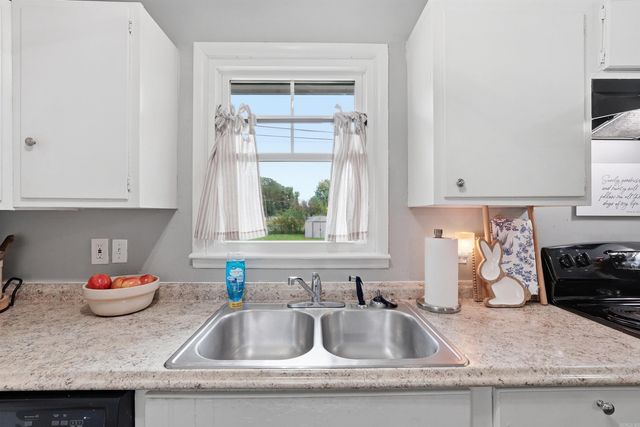 104 Stevenson St, Jacksonville, AR 72076