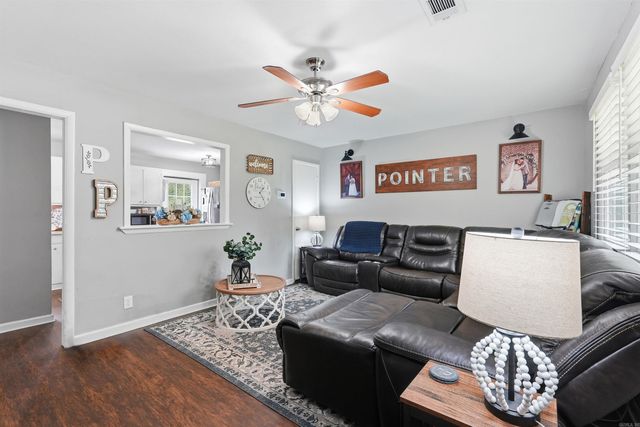 104 Stevenson St, Jacksonville, AR 72076