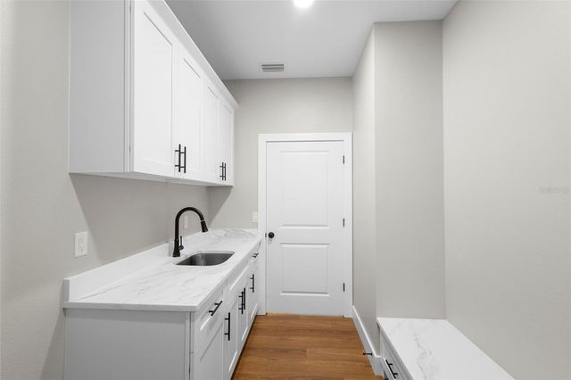 39330 GREENBRIER STREET, Eustis, FL 32736