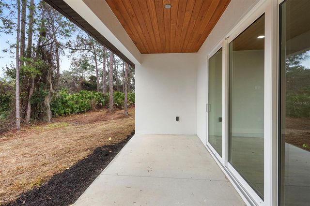 39330 GREENBRIER STREET, Eustis, FL 32736