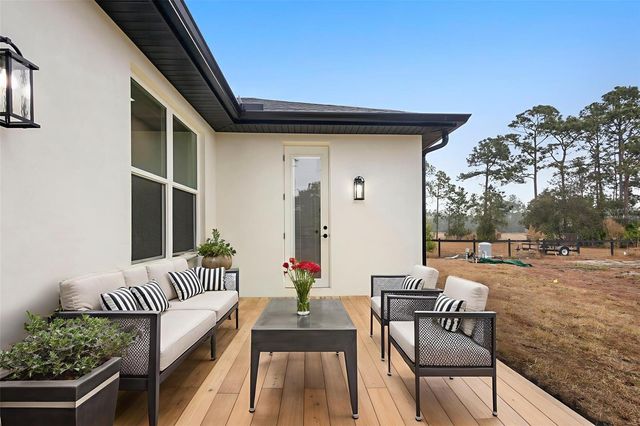 39330 GREENBRIER STREET, Eustis, FL 32736