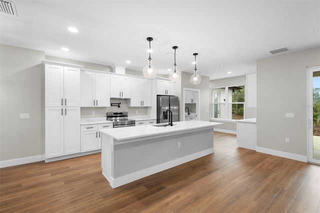 39330 GREENBRIER STREET, Eustis, FL 32736