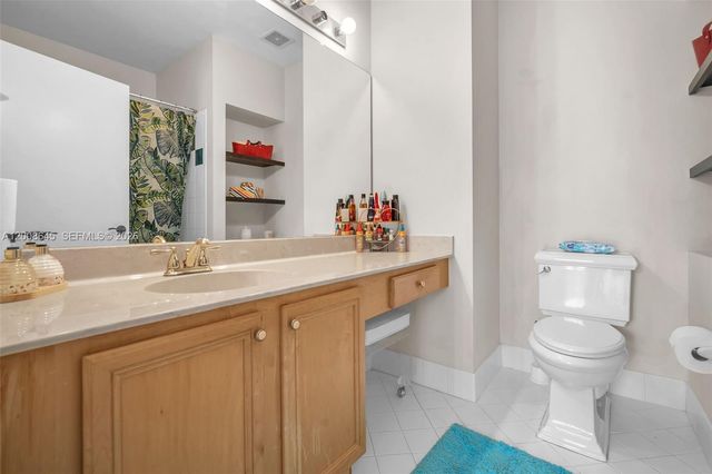 4266 SW 10th Place, Deerfield Beach, FL 33442