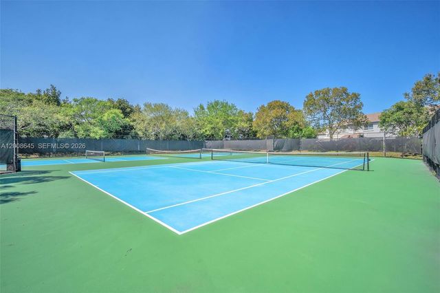 4266 SW 10th Place, Deerfield Beach, FL 33442