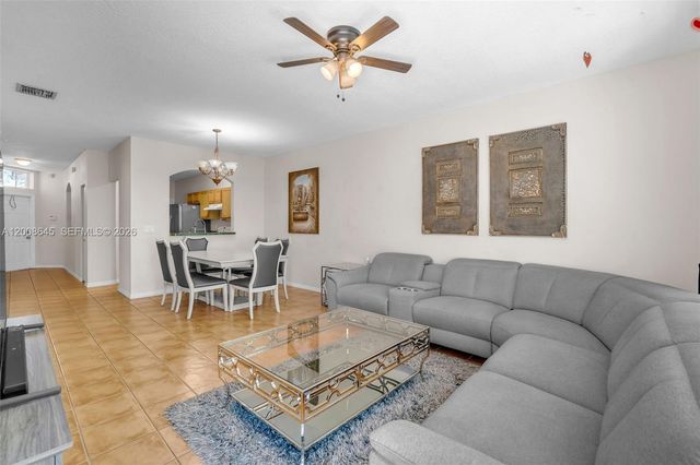 4266 SW 10th Place, Deerfield Beach, FL 33442