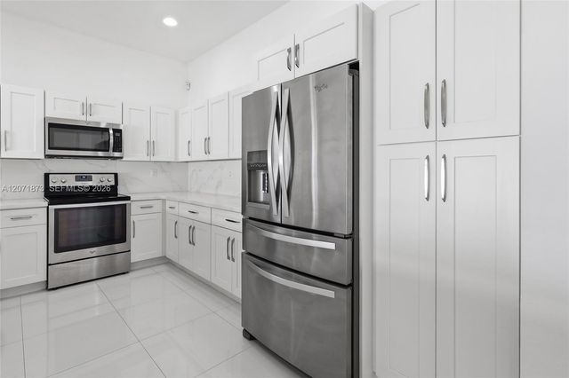 9232 SW 171st Court, Miami, FL 33196