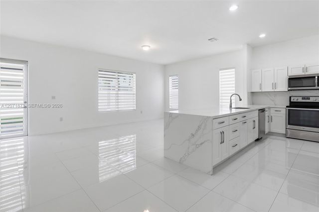 9232 SW 171st Court, Miami, FL 33196
