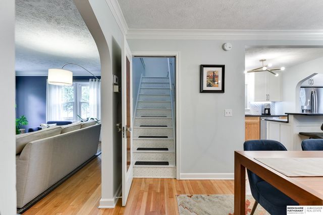 1721 N 49th Street, Omaha, NE 68104