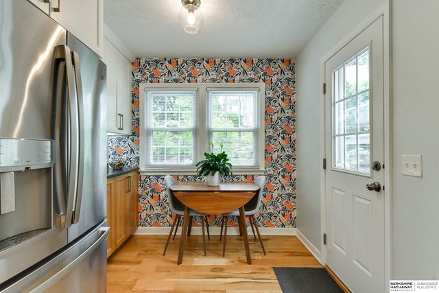 1721 N 49th Street, Omaha, NE 68104