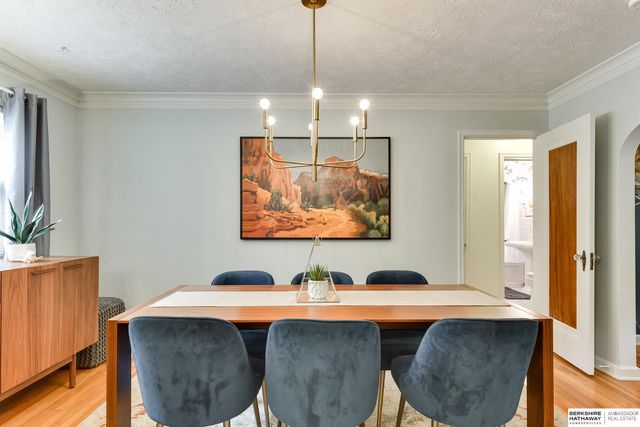 1721 N 49th Street, Omaha, NE 68104