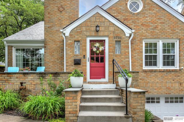 1721 N 49th Street, Omaha, NE 68104