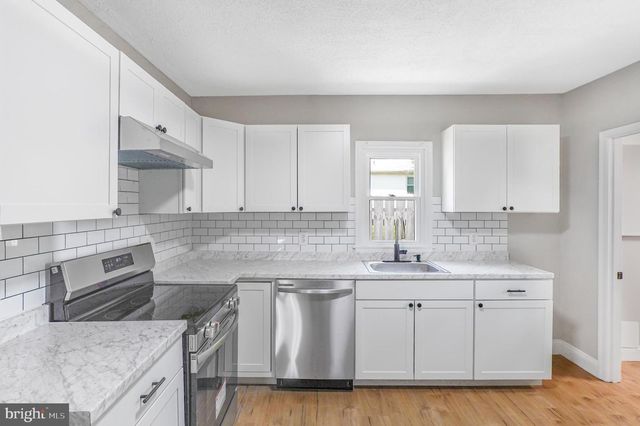 227 DALE DR, Colonial Beach, VA 22443