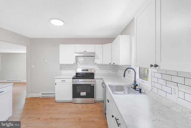 227 DALE DR, Colonial Beach, VA 22443