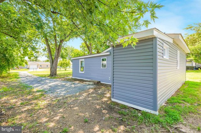 227 DALE DR, Colonial Beach, VA 22443