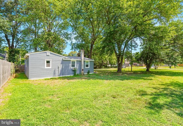 227 DALE DR, Colonial Beach, VA 22443