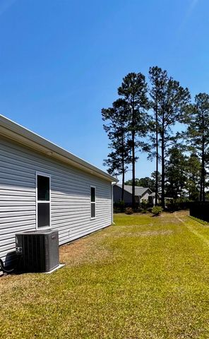 386 Long Meadow Dr., Loris, SC 29569
