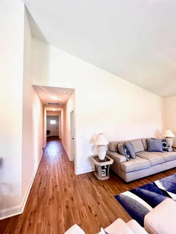 386 Long Meadow Dr., Loris, SC 29569