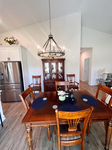 386 Long Meadow Dr., Loris, SC 29569