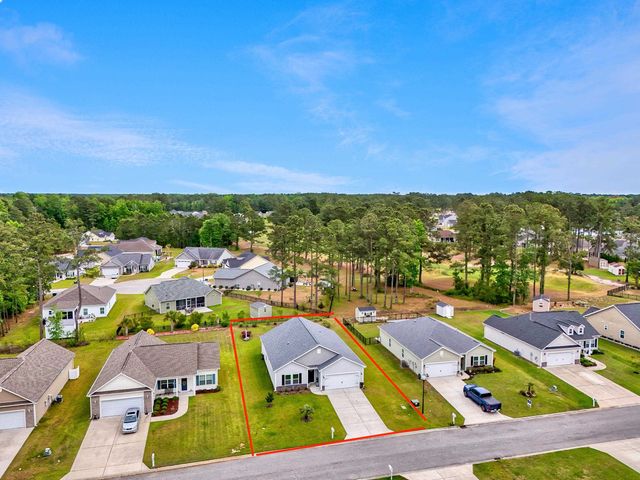 386 Long Meadow Dr., Loris, SC 29569