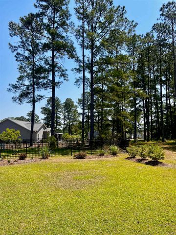 386 Long Meadow Dr., Loris, SC 29569