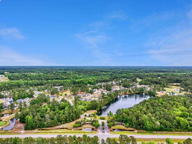 386 Long Meadow Dr., Loris, SC 29569