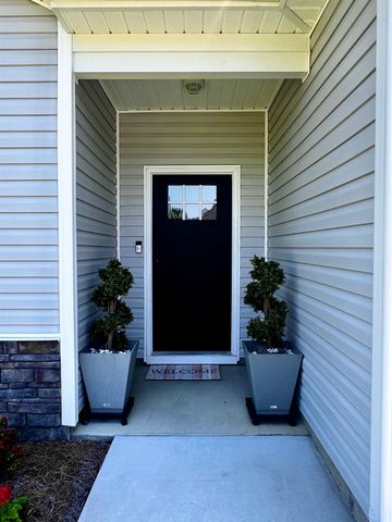 386 Long Meadow Dr., Loris, SC 29569