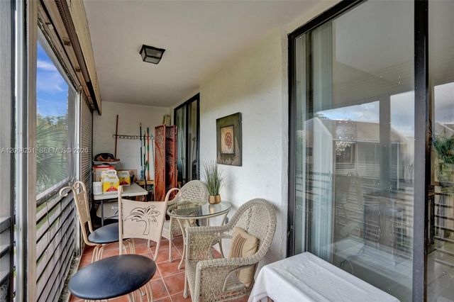 6301 N University Drive 302, Tamarac, FL 33321