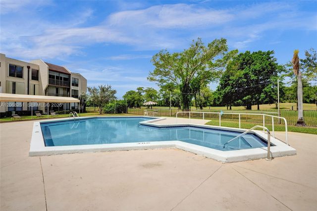 6301 N University Drive 302, Tamarac, FL 33321
