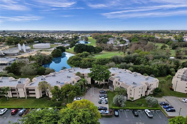 6301 N University Drive 302, Tamarac, FL 33321