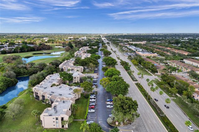 6301 N University Drive 302, Tamarac, FL 33321
