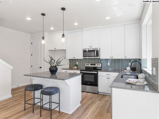 7242 Se 78th Ave 1, Portland, OR 97206