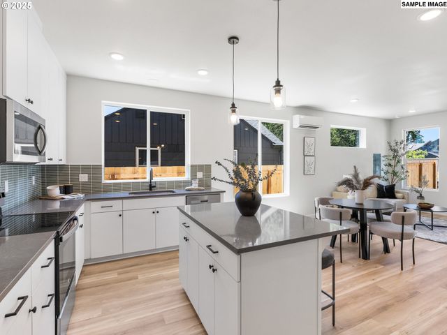 7242 Se 78th Ave 1, Portland, OR 97206